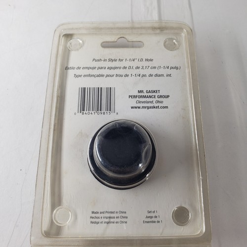 Mr Gasket Engine Oil Filler Cap 9815; Chrome - OIL logo Steel/Rubber, Push-in - Picture 2 of 2