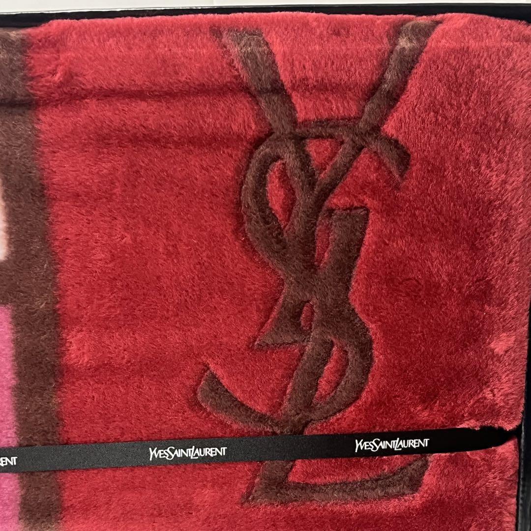 Yves Saint Laurent Logo Half Blanket Throw 140cm×cm Acrylic 100