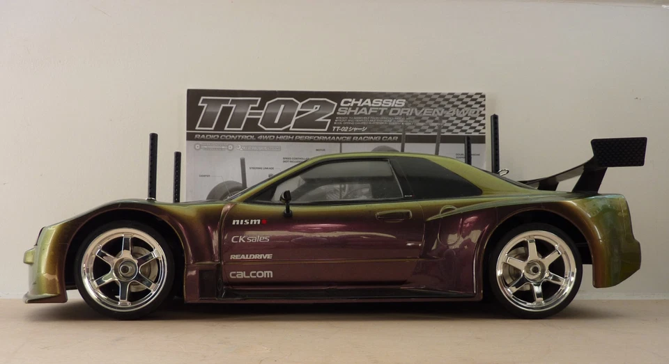 Tamiya RC - Calsonic Skyline - TT-02 Chassis - Drift Wheels - 1:10 Scale - ARTR - Image 2 of 4