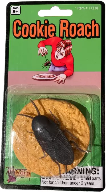 Funny PRACTICAL JOKE SET 7 Prank Kit Trick Knife Roach Gum Squirt