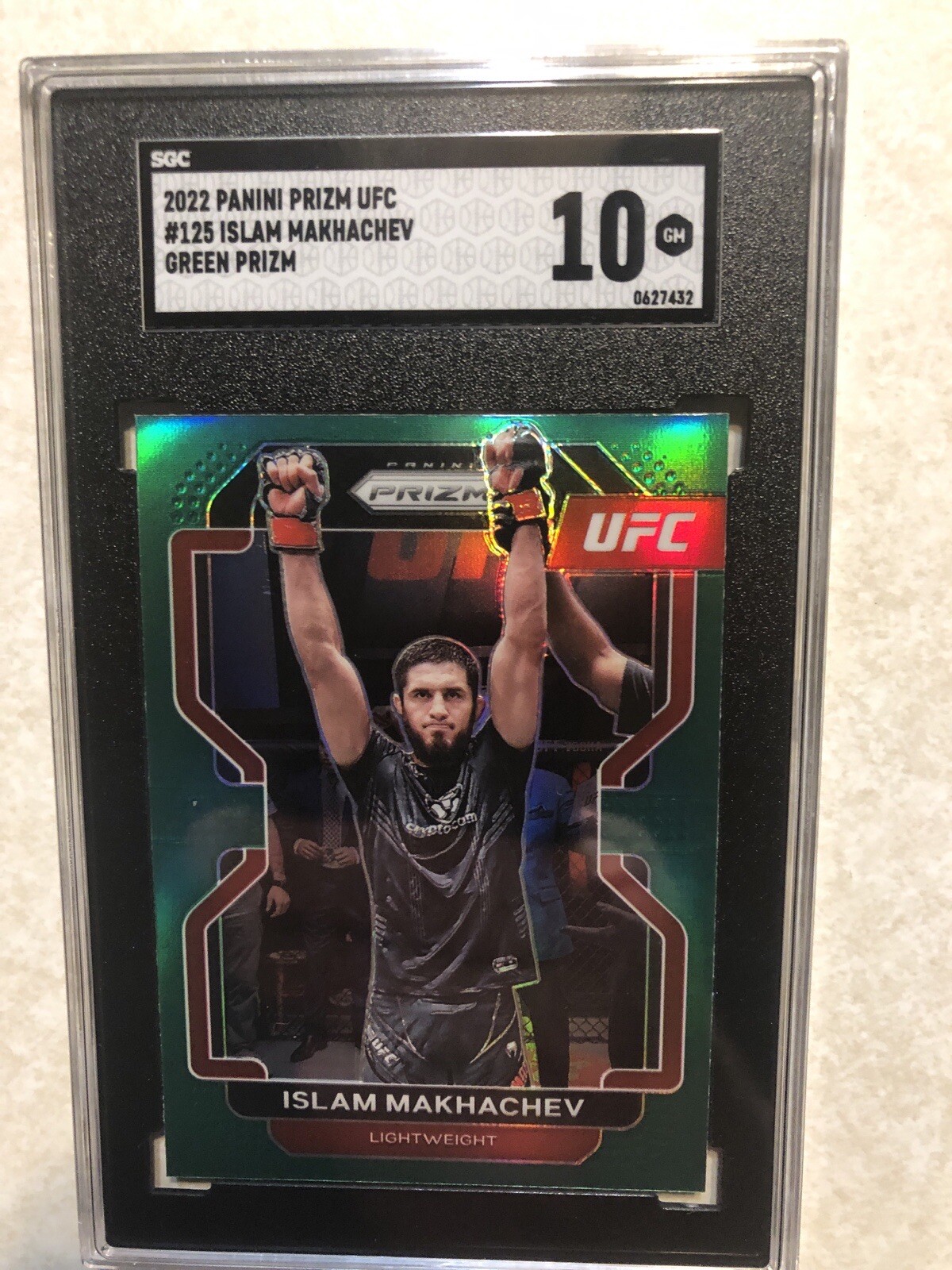 2022 Islam Makhachev green prizm UFC #125 SGC 10 Gem Mint. POP 2. AND NEW. CHAMP