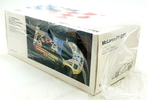 UT Models 1/18 scale Diecast 80 43 9 421 485 McLaren F1 GTR Le Mans 1996 USA #93 - Picture 5 of 5