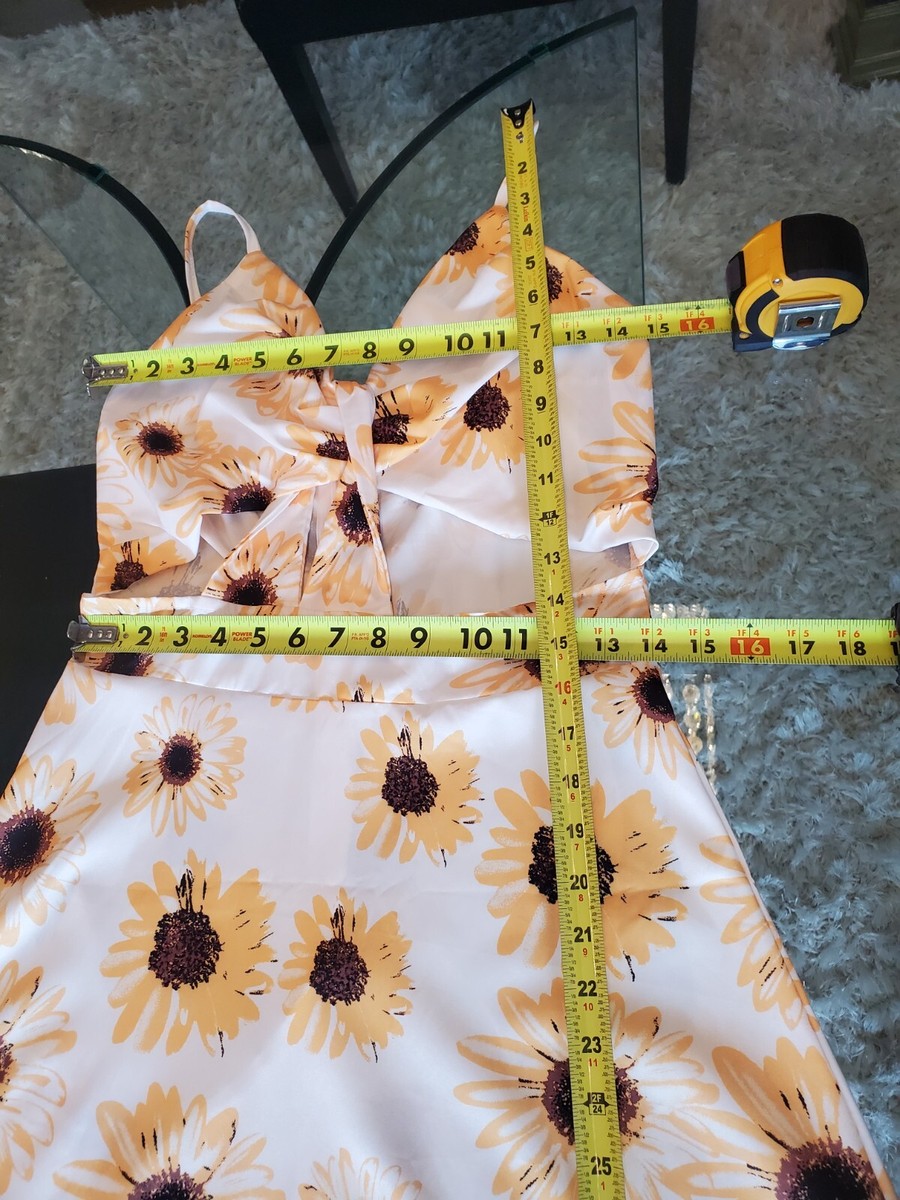 s❣️ sunflower dress pearl white S SHEIN Sunflower White Floral Polyester V-Neck Sleeveless Low