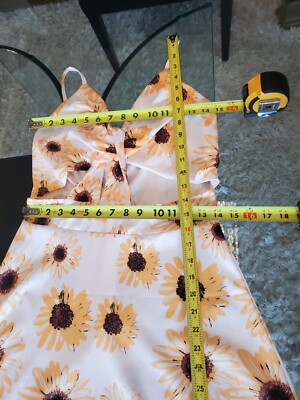 s❣️ sunflower dress pearl white S SHEIN Sunflower White Floral Polyester V-Neck Sleeveless Low