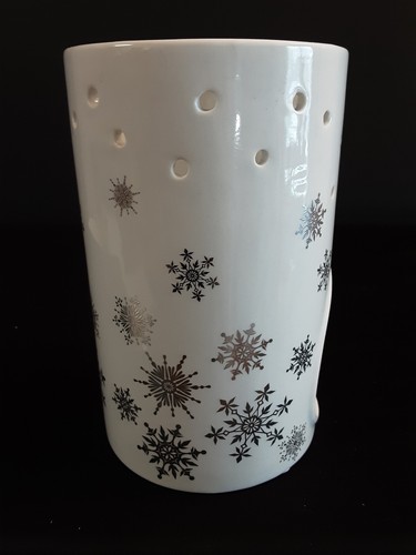 Round White With Silver Snowflakes Tealight Candle Holder 6" Tall - Picture 4 of 6