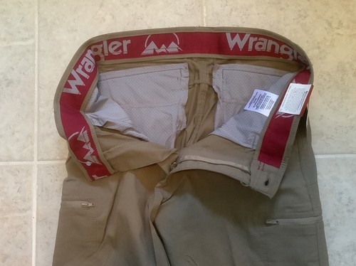 NEW Wrangler Jeans Mens Performance Pants 32” X 32” NWT Khaki Tan - Picture 11 of 13