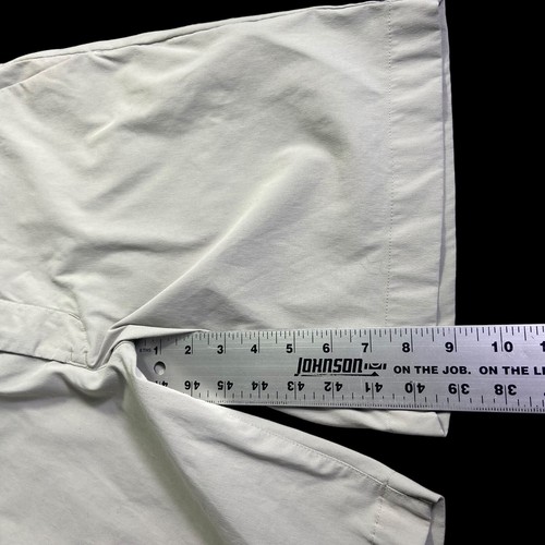 The North Face Men's Nylon Hiking Shorts Khaki Beige Men’s Size 34 Inseam 9” - Picture 7 of 7
