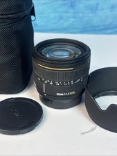 sigma 30mm f/1.4 dc dn Pentax PKA   (S2-13)