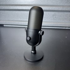Razer Seiren V3 Chroma RGB USB Microphone - Black