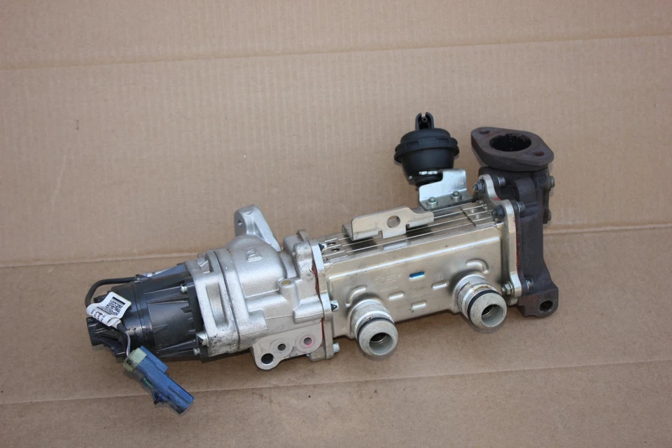 Válvula + enfriador OEM Jeep Grand Cherokee 3.0crd 2014-2019 genuino Mopar 68483334aa Foto 2 de 4