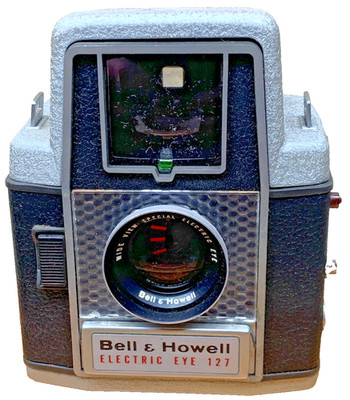 Bell & Howell ELECTRIC EYEフィルムカメラ Bell & Howell Electric Eye 127 Film Camera with Original Leather