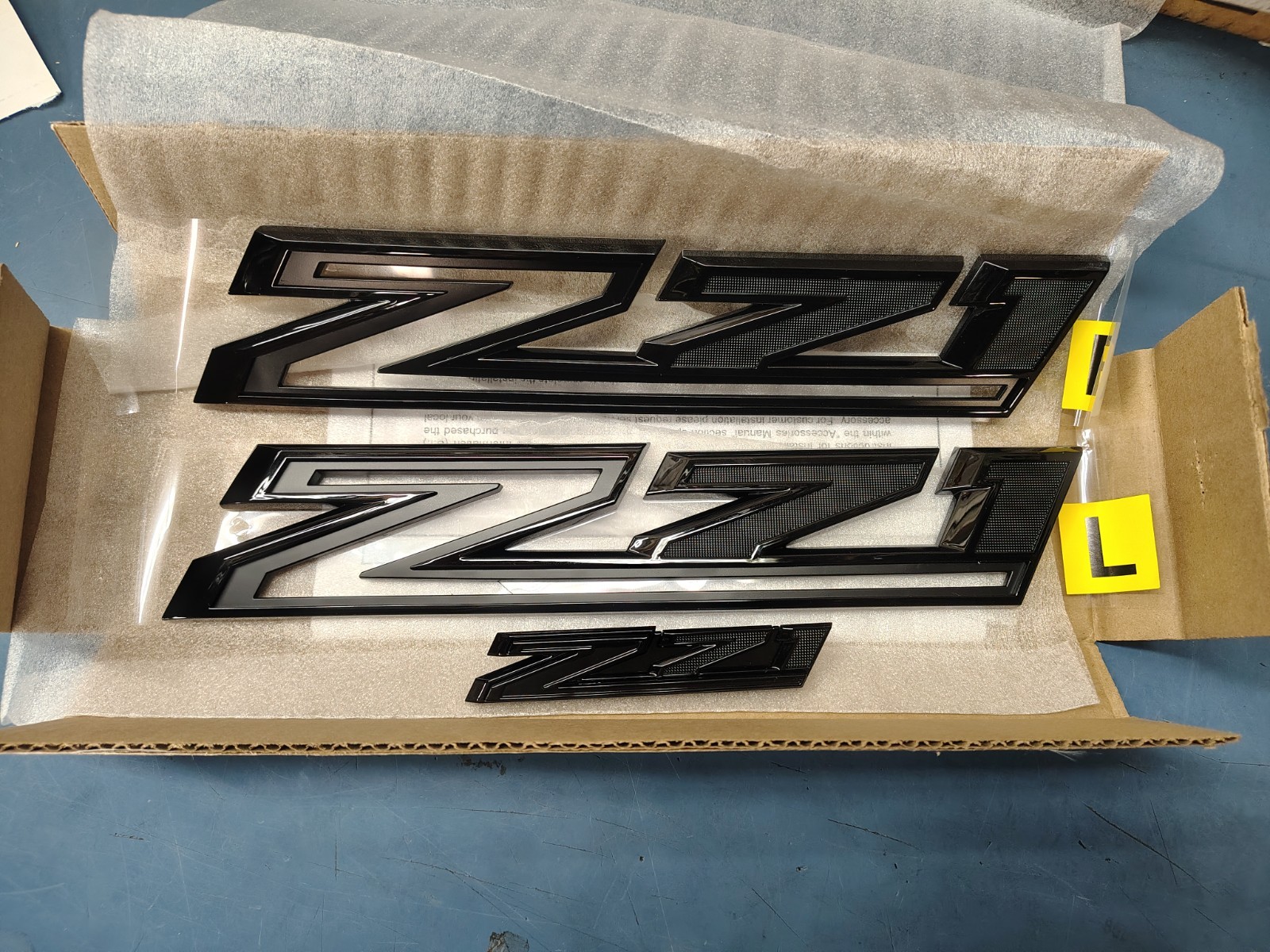 NEW OEM GM 86533395 Black Z71 Emblems 2021-2026 Chevy Silverado 1500