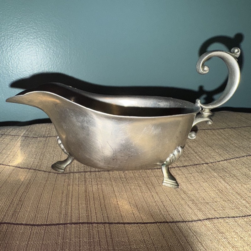 International Pewter gravy boat, # 277 13-1 Farmhouse Decor Unusual Planter