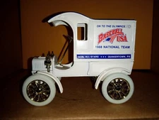 9795 ERTL 1905 FORD MODEL T  BASEBALL USA DIE CAST PLEASE READ THE DESCRIPTION