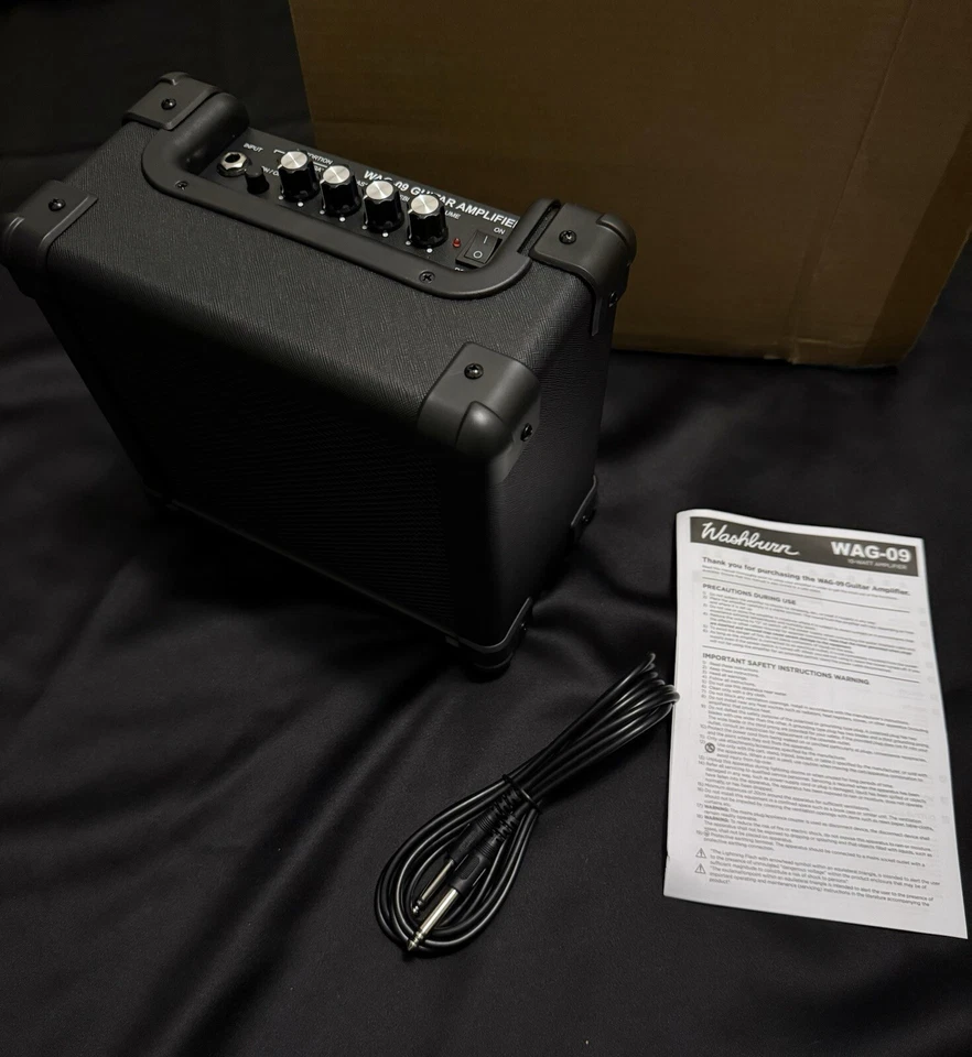 Amplificador de guitarra WAG-09 con cable de instrumento Foto 2 de 3