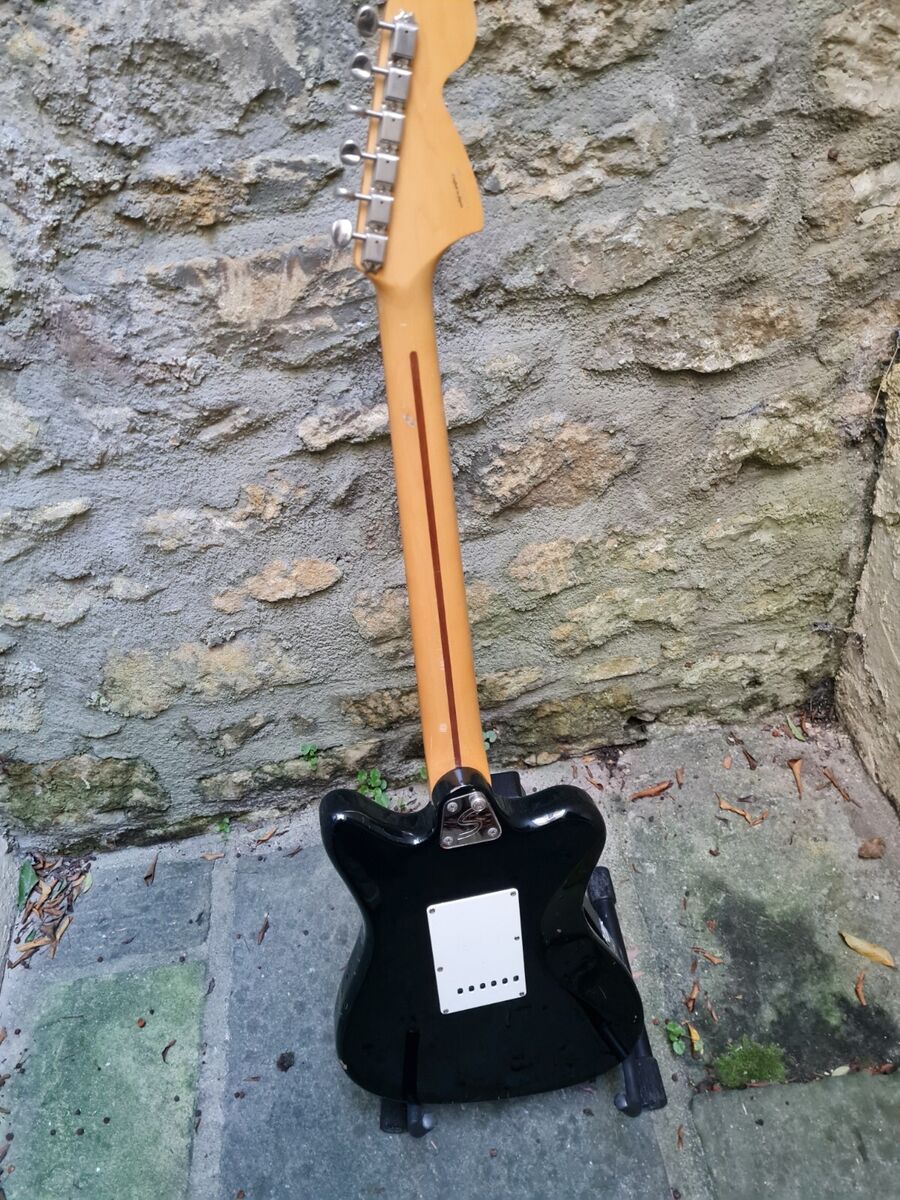 Fender Squier Vista Super-Sonic (Japan) - FREE UK DELIVERY Fender Squier Vista Super-Sonic (Japan) - FREE UK DELIVERY