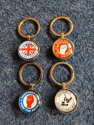 2 x Northern Soul Schlüsselanhänger (25 mm Durchmesser) je ein Design GESCHENKIDEE