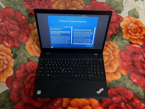 Lenovo ThinkPad P52s (Intel 8th Gen i7-8550U 4-core, 32GB RAM, 1TB SSD)