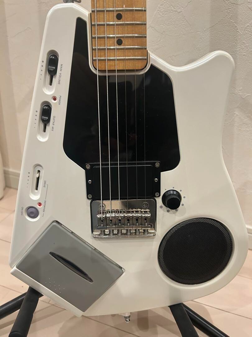 CASIO EG-5 エレキング Casio EG-5 EleKing Guitar White with Built in Cassette Deck