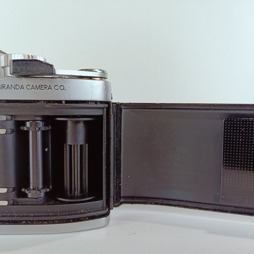 MIRANDA SENSOMAT RE 35mm SLR film Camera With 50mm F2.8 Lens Full Working Order - Picture 13 of 19