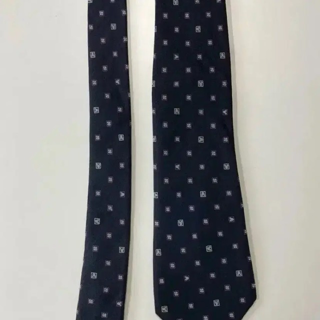 Disney Tie Necktie Vintage Condition 8.5cm