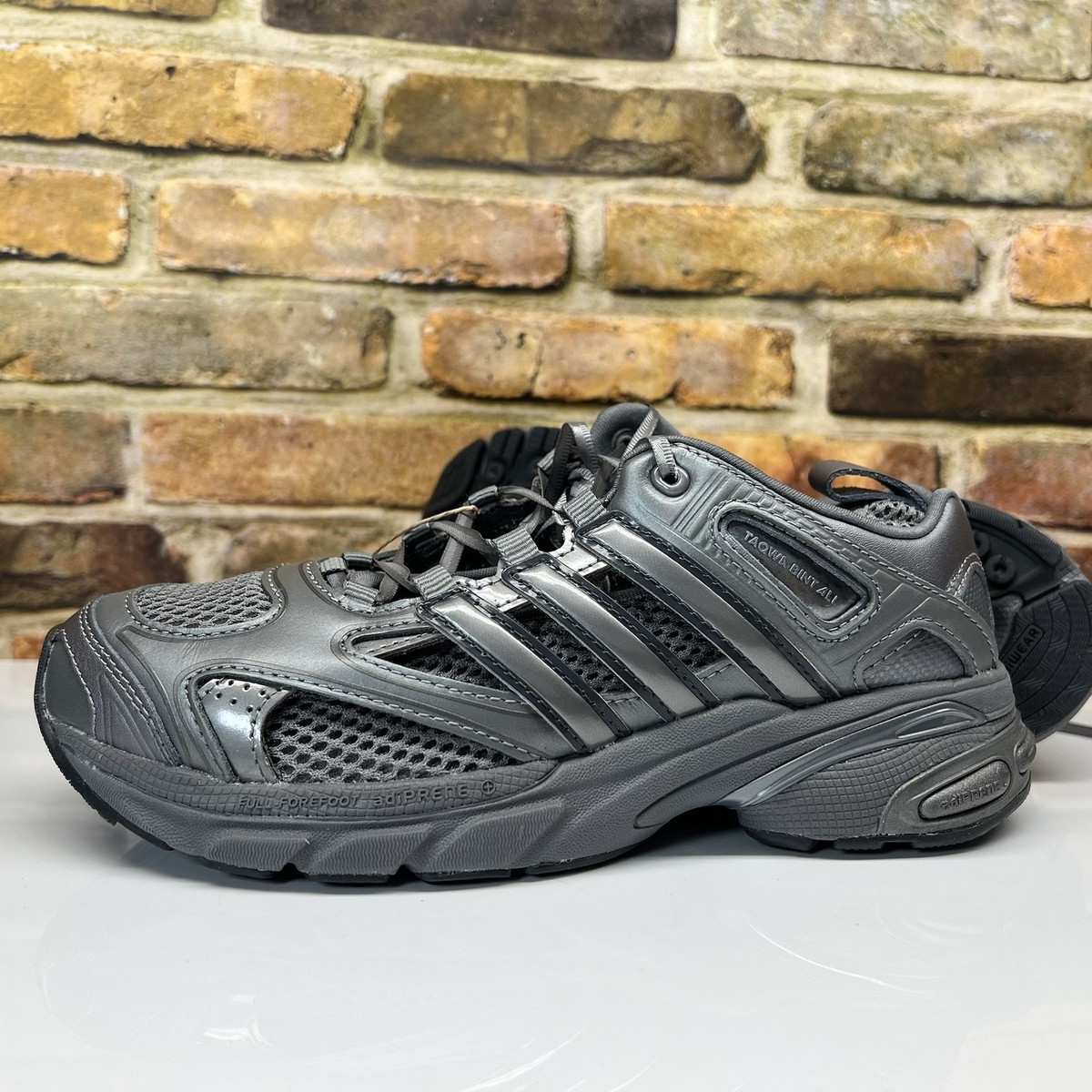 Women 8.5 - Adidas Taqwa Bint Ali x Adistar Pose Iron