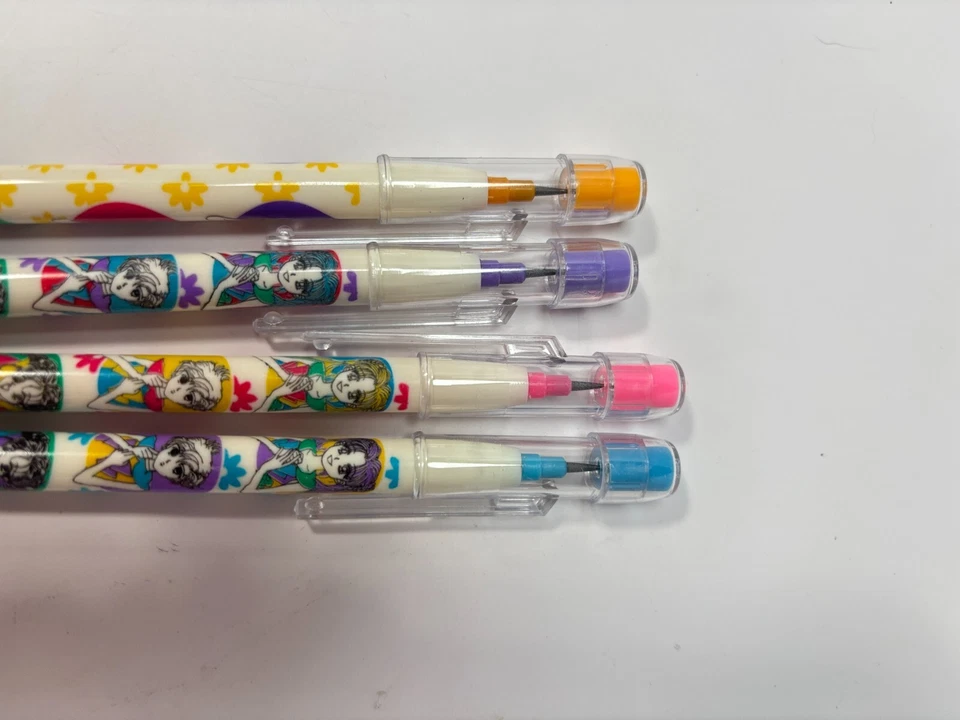 Juego 4 Lápices Pop a Point Vintage Años 90 Sin Afilar con Tapas Sailor Moon CLONE Foto 3 de 4