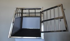 NEUE Transportbox Hundetransportbox Hundebox, aus Stahl, inkl. Matte (ACN)