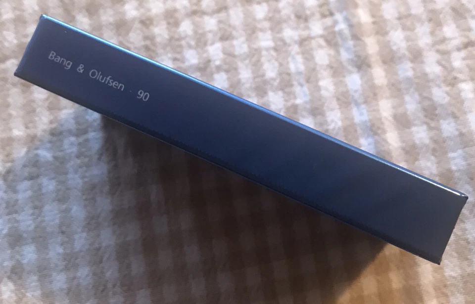 Bang & Olufsen audio cassette 90 chrome NEW!! “Very rare….” introvabile look - Imagen 2 de 4