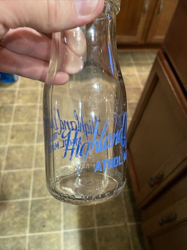 Rare Highland Dairy ACL Half Pint Milk Bottle Athol Massachusetts MA - Picture 6 of 9