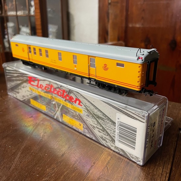 Electrotren escala H0 coche correo  5213K P2 2002 Ep 5