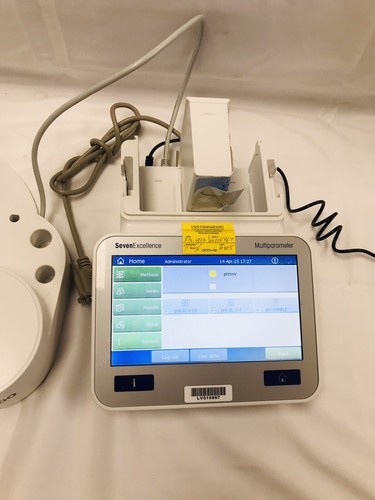 Mettler Toledo SevenExcellence Multiparameter with uMix Magnetic Stirrer 300400 - Picture 11 of 18