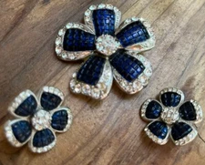 Vintage Nina Ricci Avon Blue Waffle Glass Flower Brooch & Earrings Set