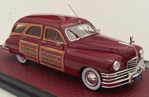 Matrix Models 1948 Packard Eight Station Sedan Red - Picture 3 of 10