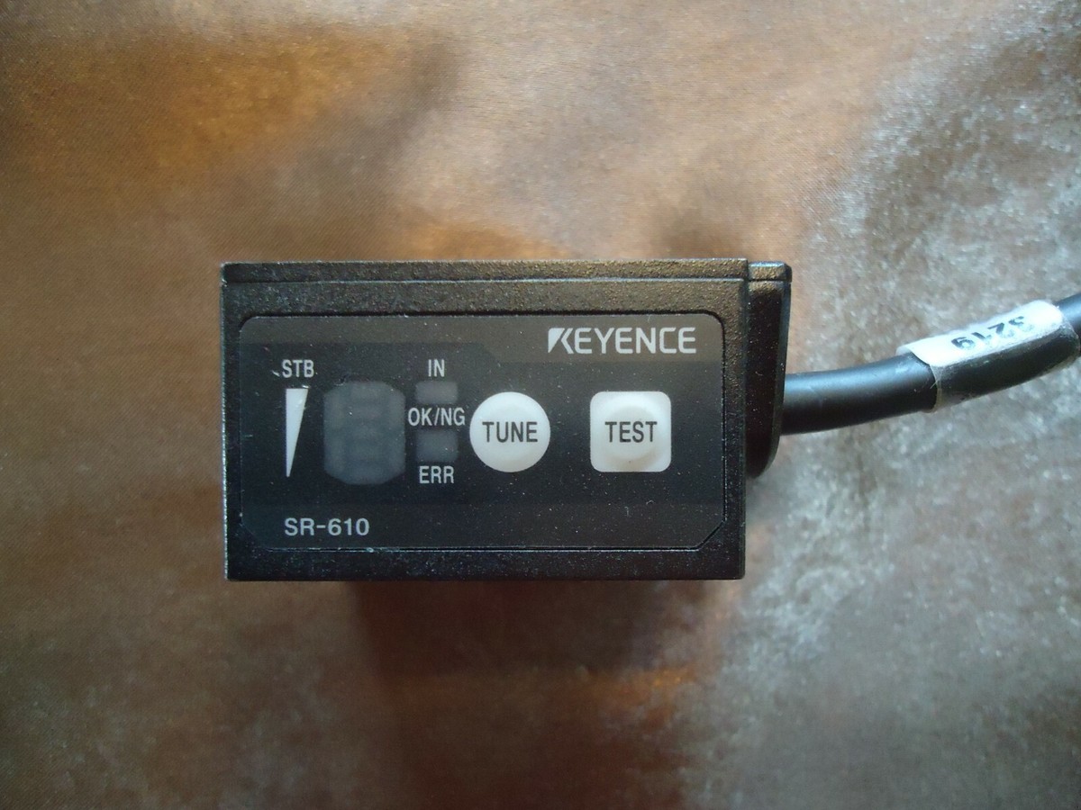 KEYENCE SR-610 BARCODE SCANNER. TRIPLE 3HI IMAGE. MADE IN