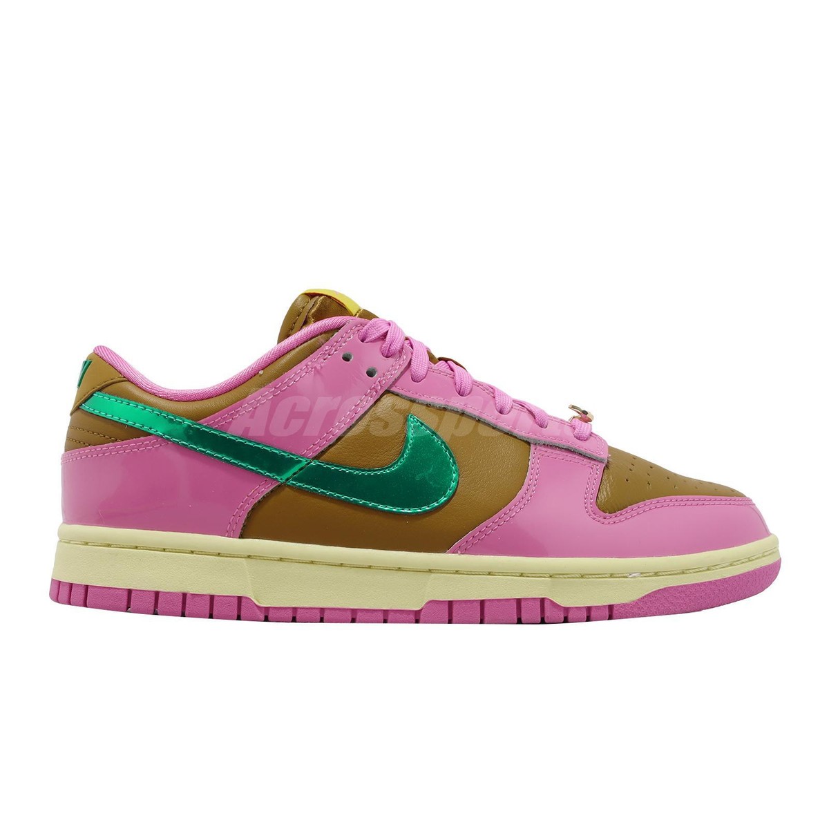 Nike Dunk Low PG QS Parris Goebel スニーカー Nike Dunk Low PG QS Parris Goebel Pink/Brown Size 5.5 Women