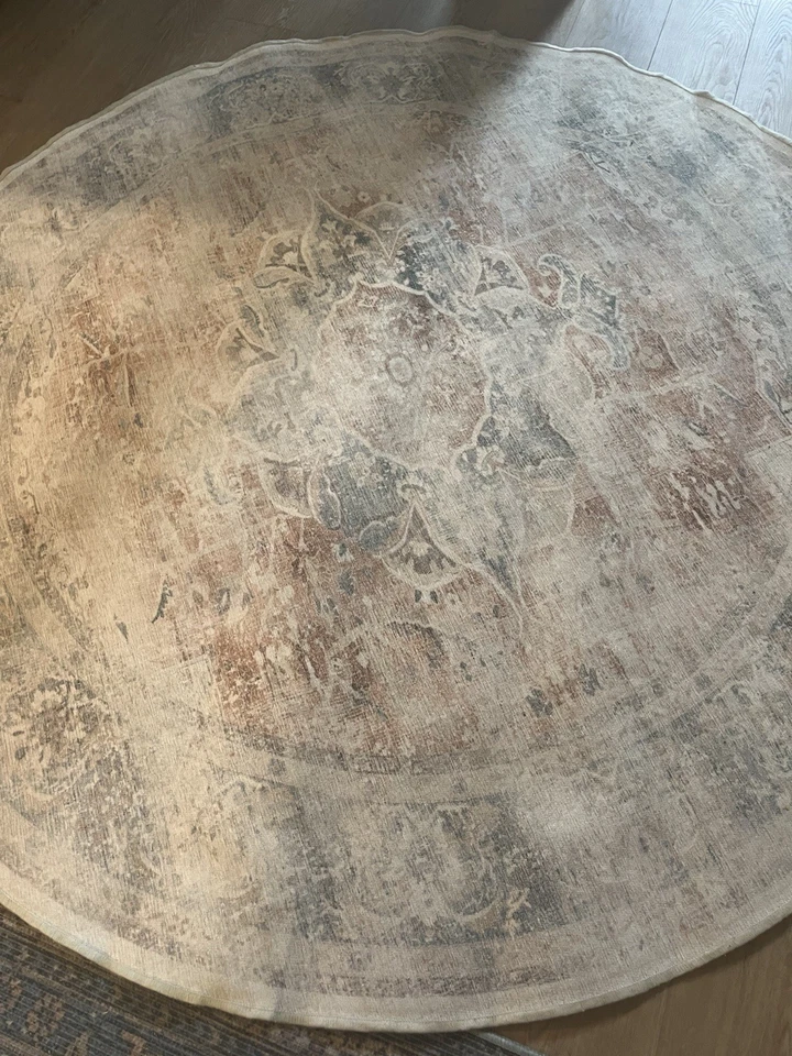 Adeline Ivory Opal Resistente 6' Redondo con Alfombra Lavable a Máquina y Acolchado Foto 3 de 4