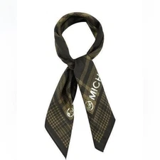 MSRP $42 Michael Kors Womens plaid scarf ONE SIZE