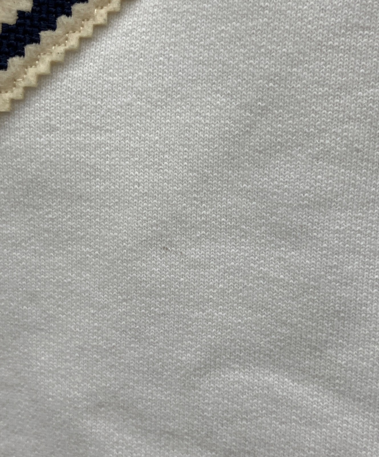 MONCLER Logo patch sweatshirt Size: M White Men J20918G00016 thumbnail 7