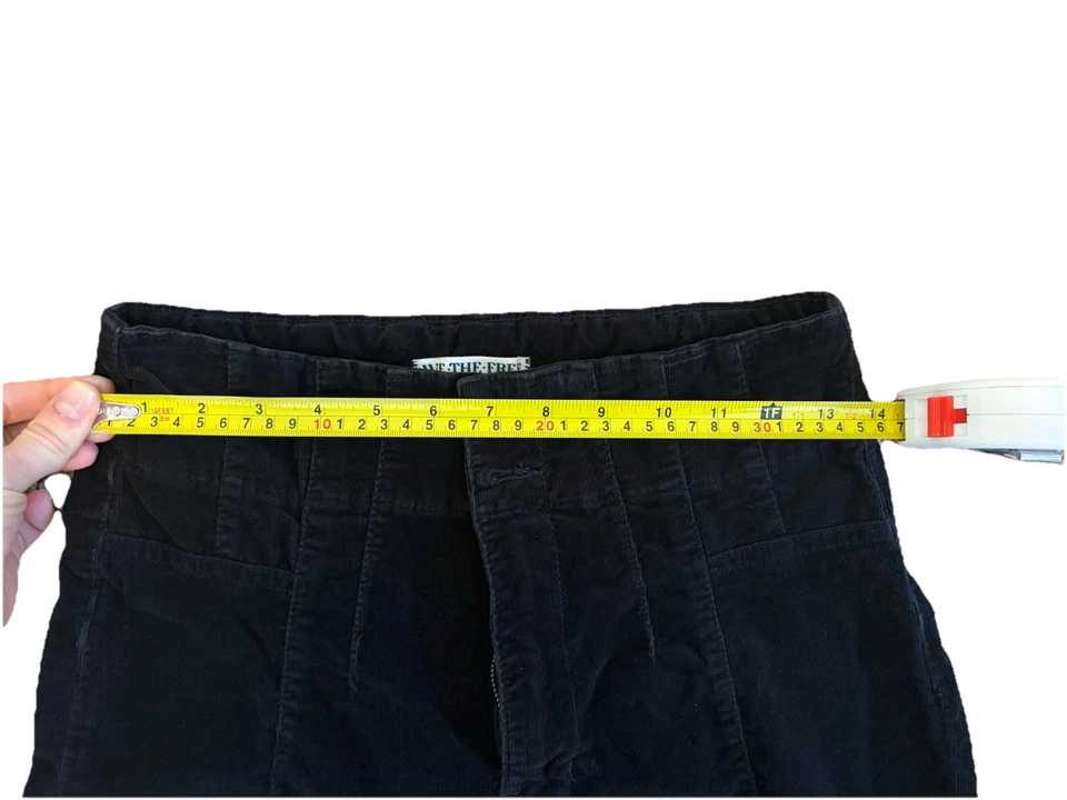 "Pantalones acampanados We The Free Free People negros de pana tiro alto talla 30 entrepierna 32""" Foto 4 de 4