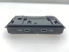 Volkswagen Golf VIII 2024 USB-Anschluss 5NA035700 ATM23760