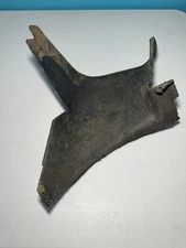 John Deere 14SZ 14PZ 14PB 14SB 14SE Lower Deck Discharge Chute Deflector M76489