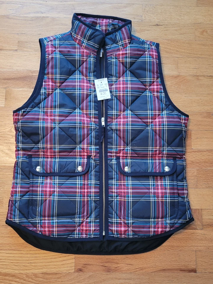 J. Crew NWT Women's Primaloft Tartan Plaid Zip up Puffer Vest Quilted Small - Image 2 of 4