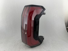 Oem 2022 - 2025 Toyota Tundra Led 5pin Tail Light Leftdriver