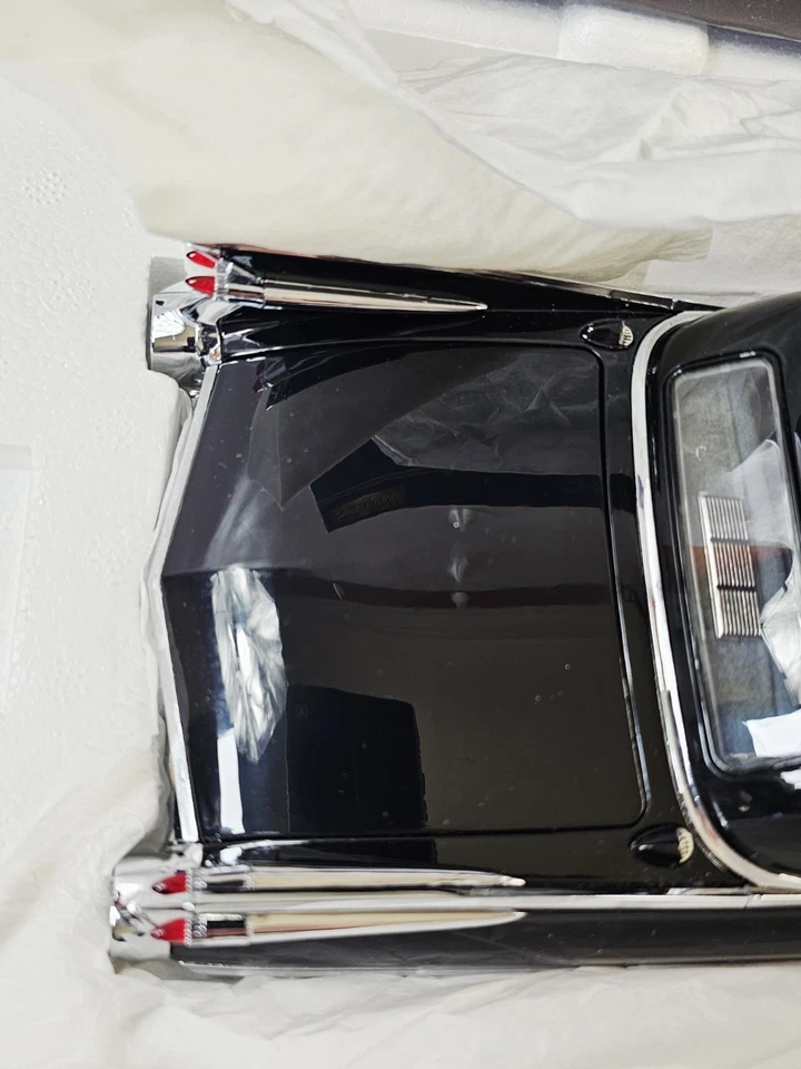 Precision Miniatures Sunset Coach 1959 Cadillac Limousine 1:18 Diecast PMSC-06B - Image 4 of 4