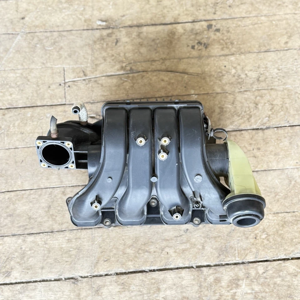 Suzuki Grand Vitara 2010 2,4 L colector de admisión probado OEM Foto 3 de 4