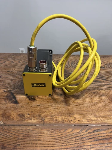 Parker Model: BE344LJ-KPSN Servo Motor. Parker Servo Cable Model: 44-021668-01