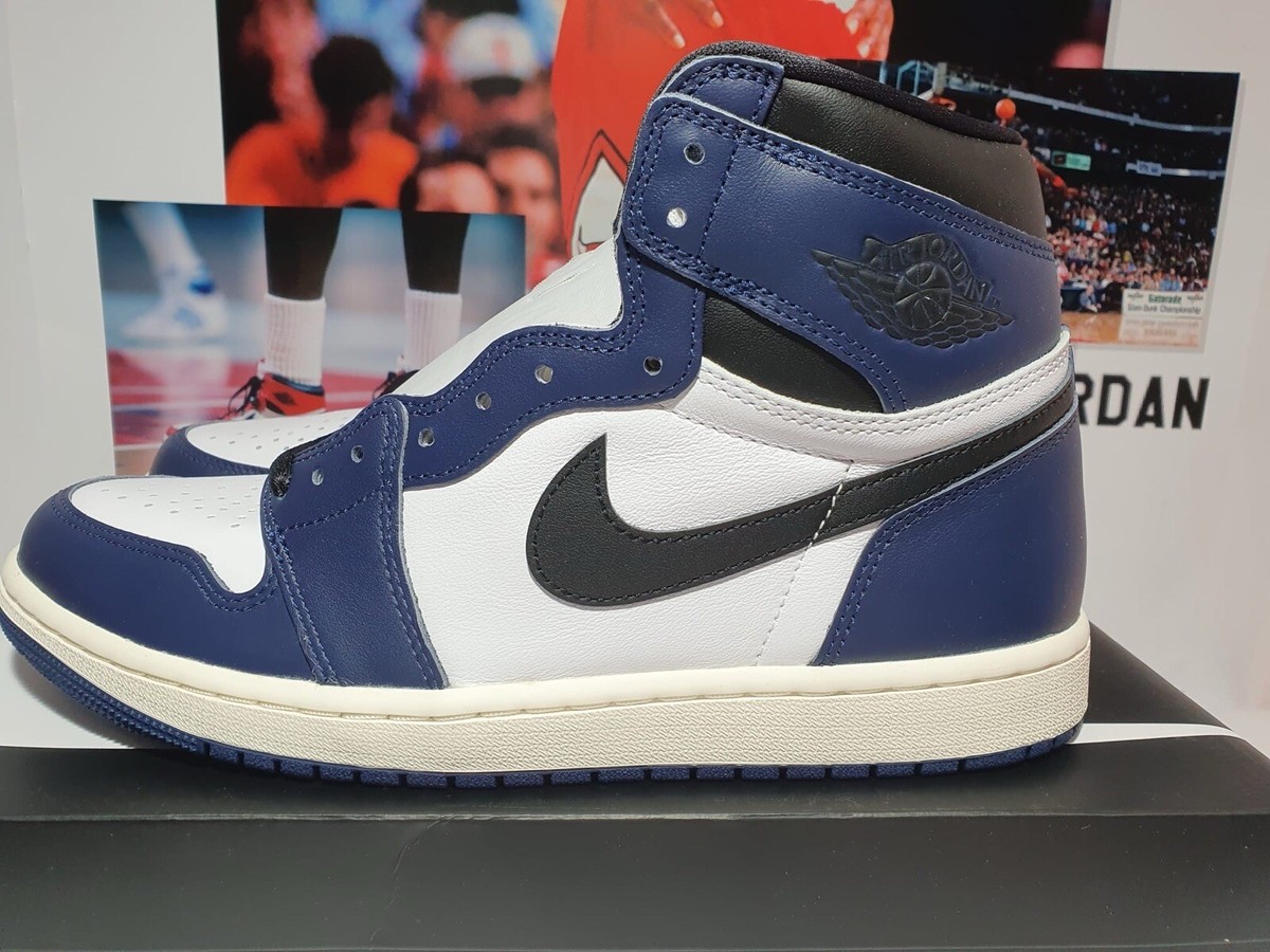 靴 NIKE AIR JORDAN 1 HIGH OG Midnight Navy Nike Air Jordan 1 High OG Midnight Navy DZ5485-401 Men's or