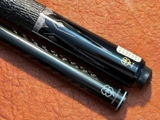 McDermott Select Series Pool Cue With Defy Carbon Shaft. Model SL13 Grey Stained