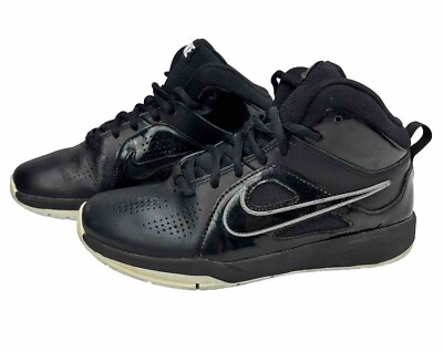 Nike Boys Team Hustle D6 599187-001 Black Basketball Shoes Lace Up Size 4Y EUC